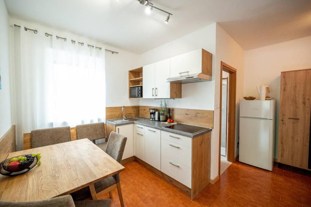 Ferienwohnung Am Kalterer See In Suedtirol Caldaro Eksteriør billede